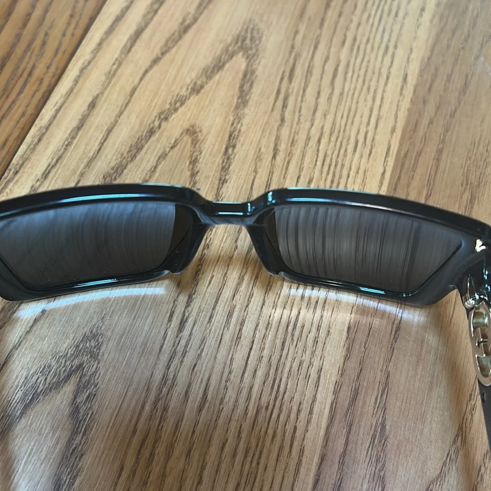 NEW Oversized Gucci Black Sunglasses - Picture 8 of 10
